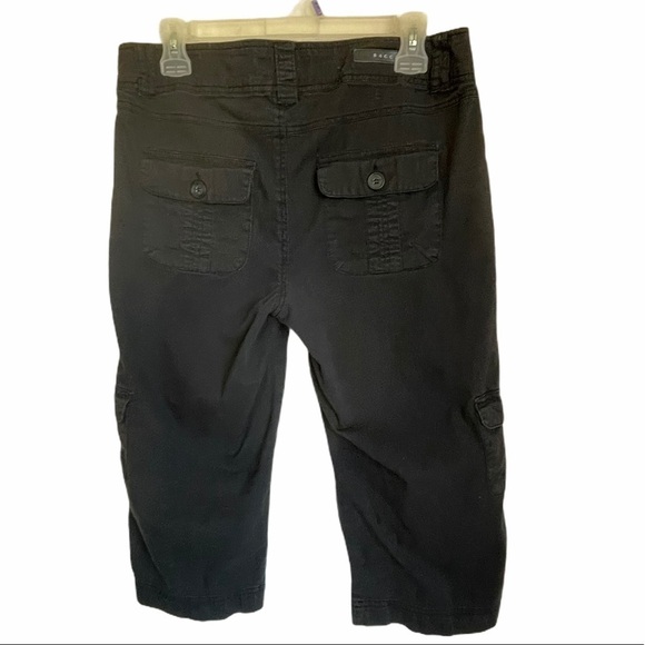 Baccini Black Capris - Picture 4 of 11